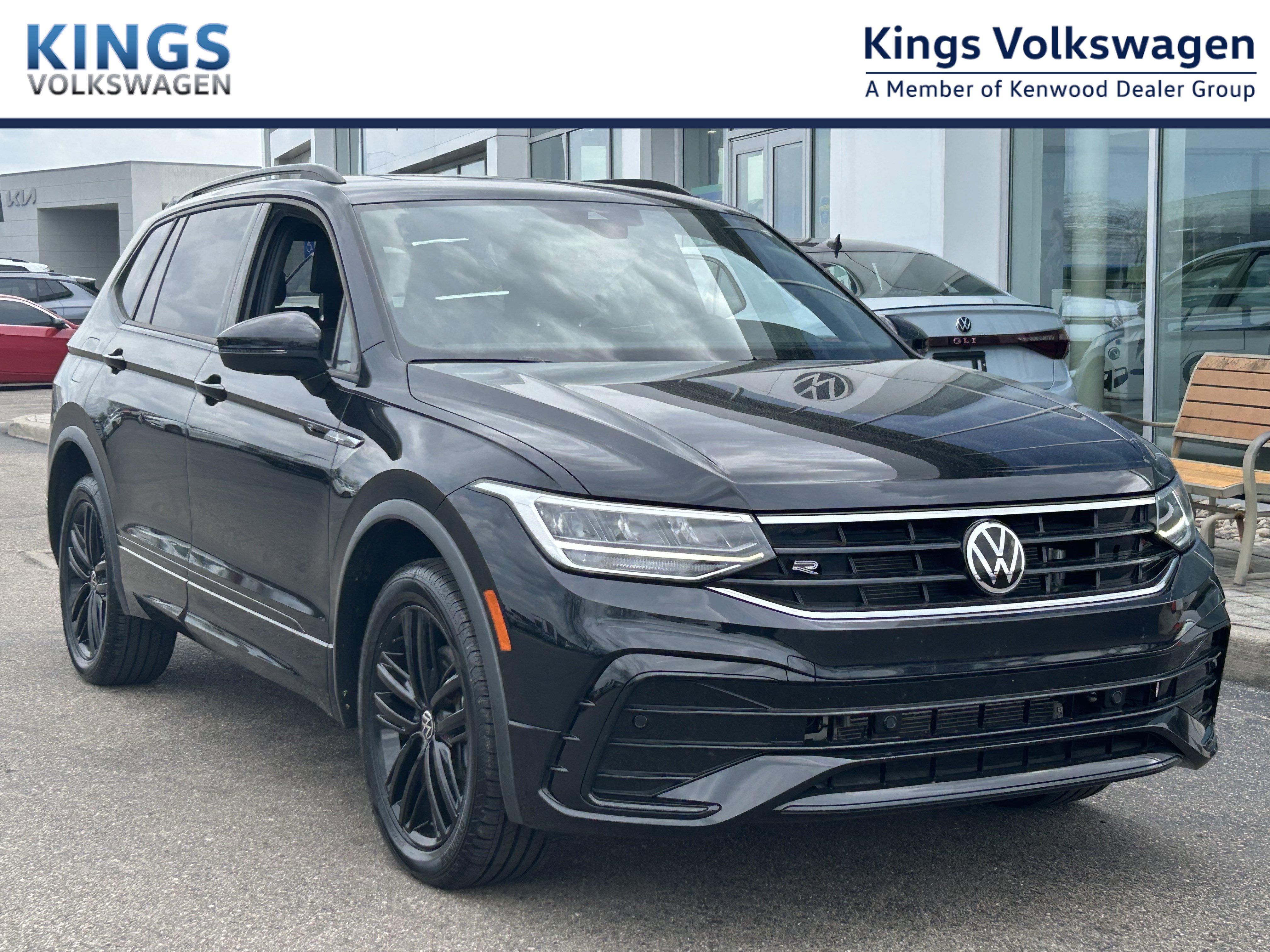 Certified 2022 Volkswagen Tiguan SE R-Line AWD/4WD image 1