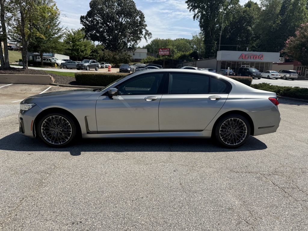 Used 2020 BMW 740i xDrive w/ M Sport Package AWD/4WD image 2