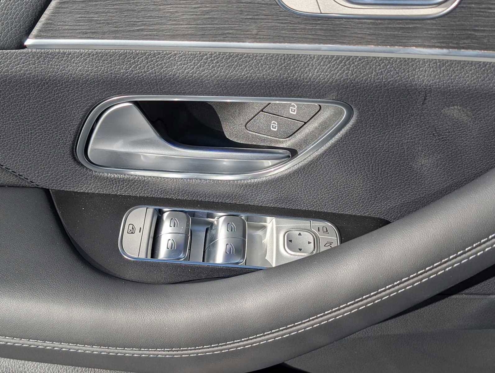 New 2026 Mercedes-Benz GLE 53 AMG 4MATIC image 21