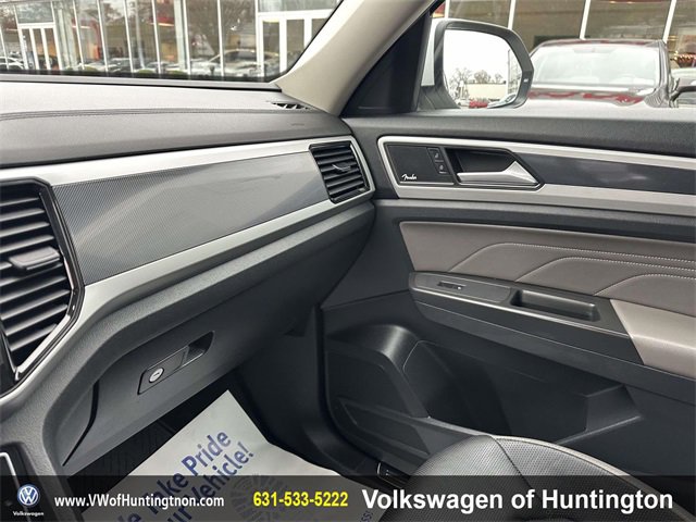 Certified 2022 Volkswagen Atlas SEL Premium image 30