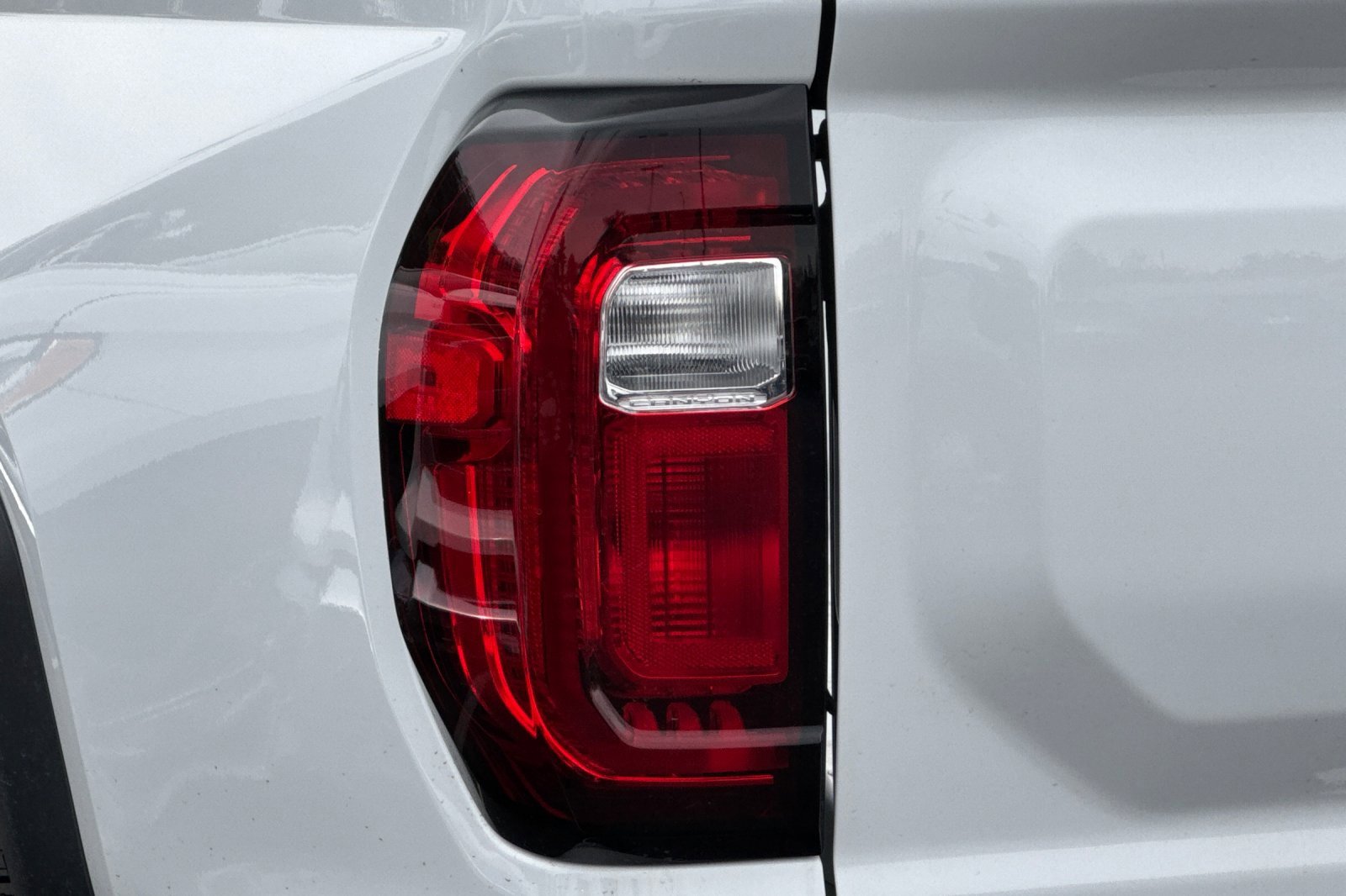 Used 2024 GMC Canyon Elevation w/ Trailering Package image 43