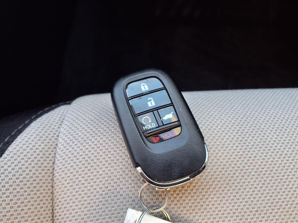 Used 2025 Honda CR-V EX image 10