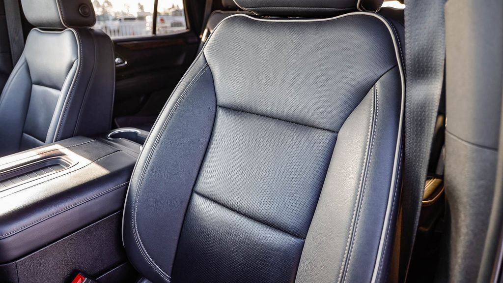 Used 2024 Chevrolet Tahoe Premier RWD image 30