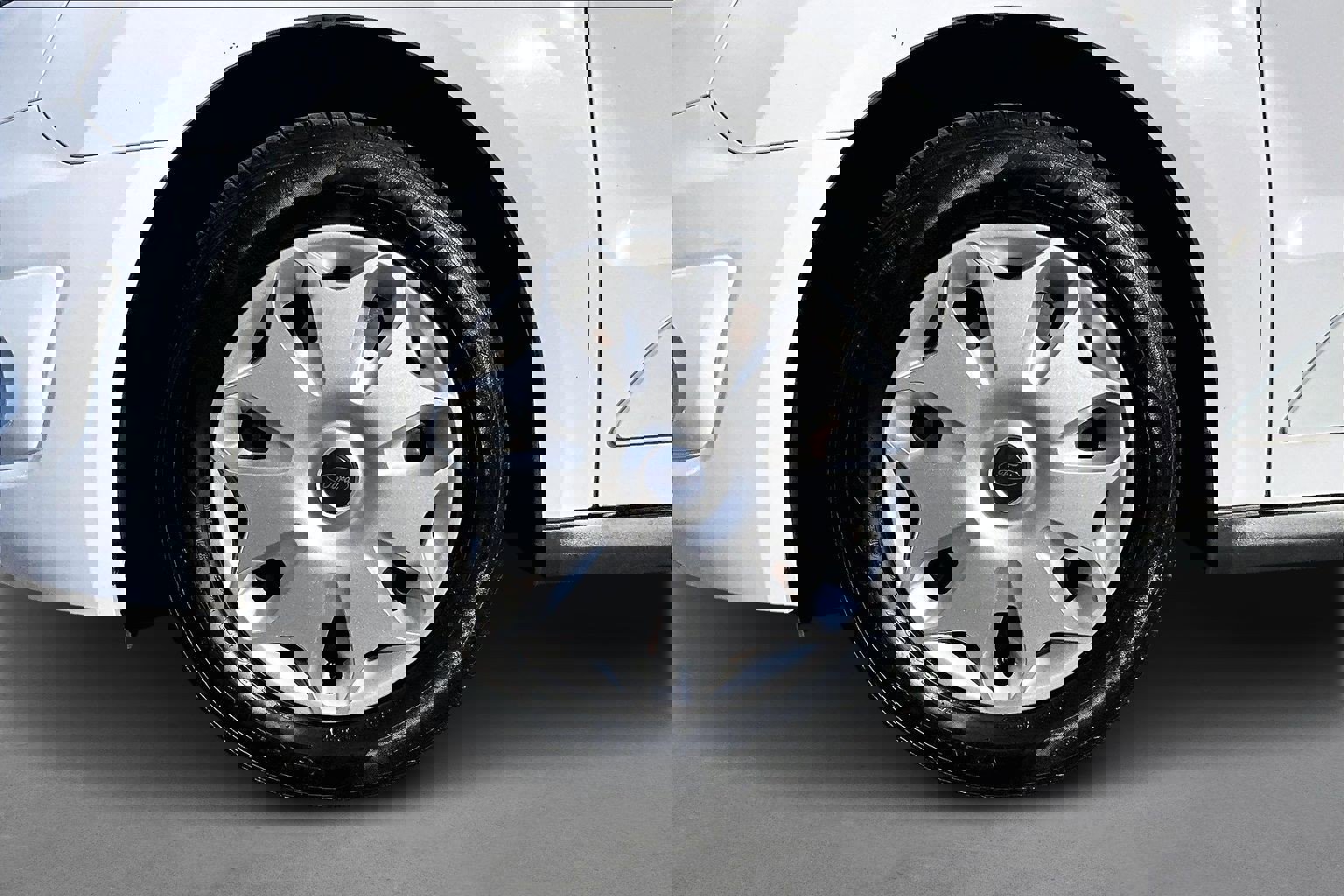 Used 2015 Ford Transit Connect XLT image 8