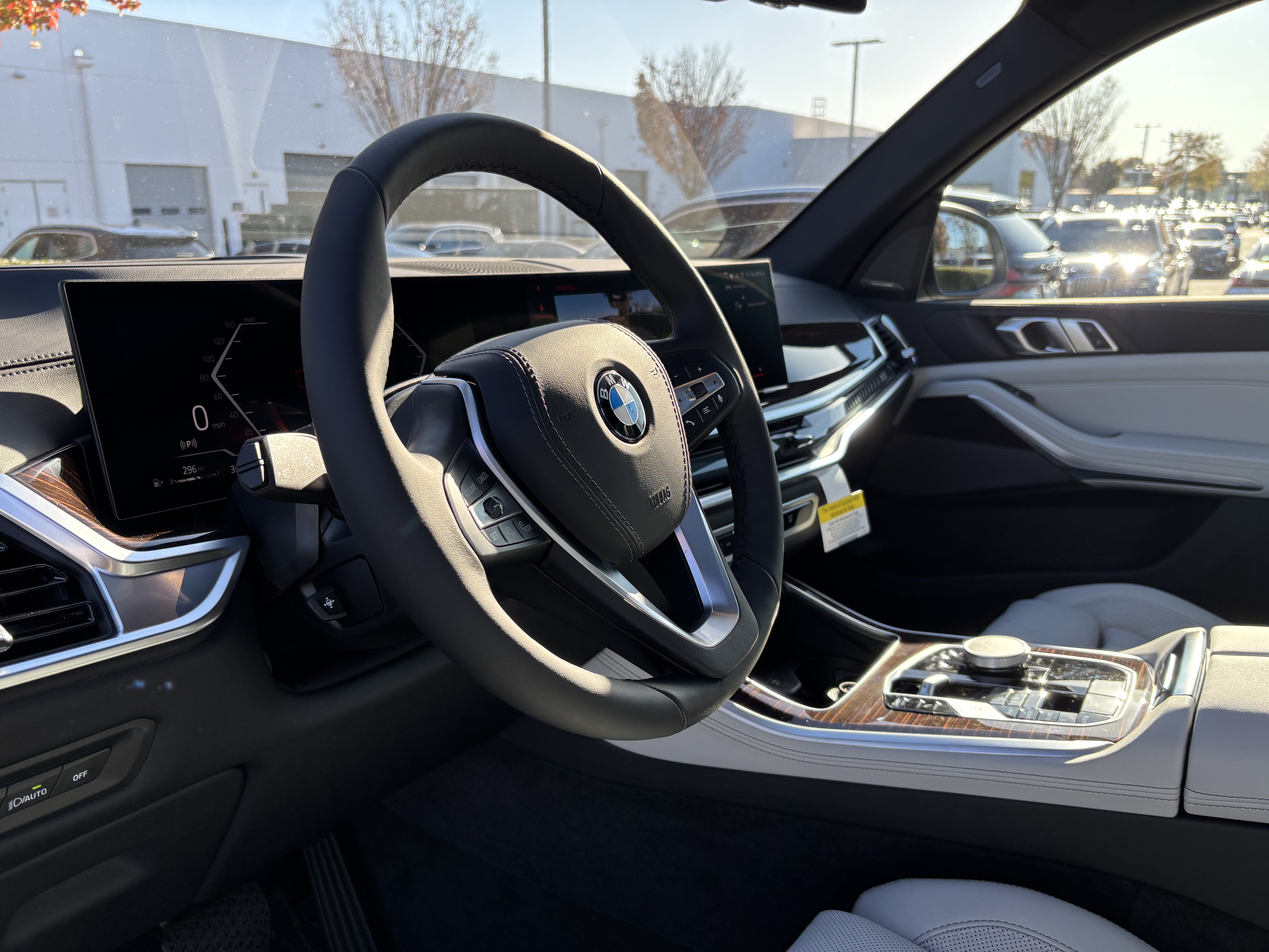 Certified 2026 BMW X5 sDrive40i w/ Climate Comfort Package RWD image 16