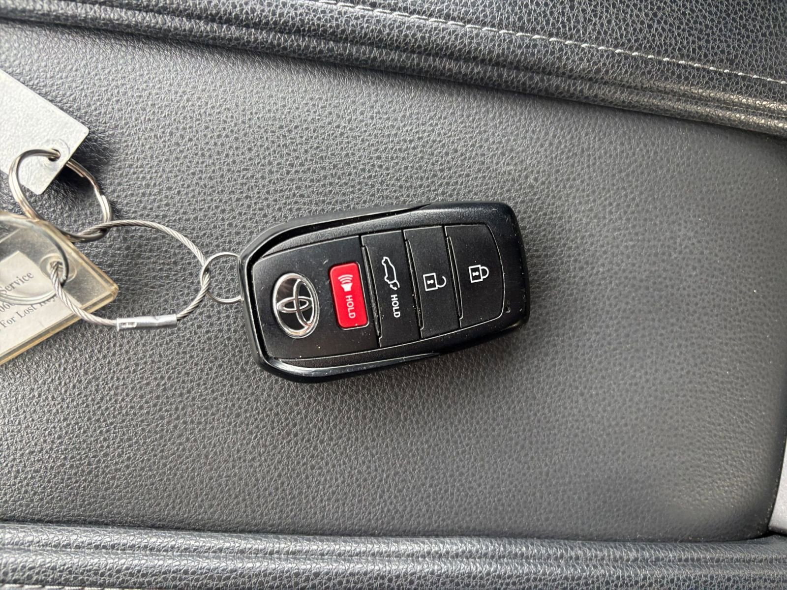 Used 2025 Toyota Grand Highlander FWD image 23