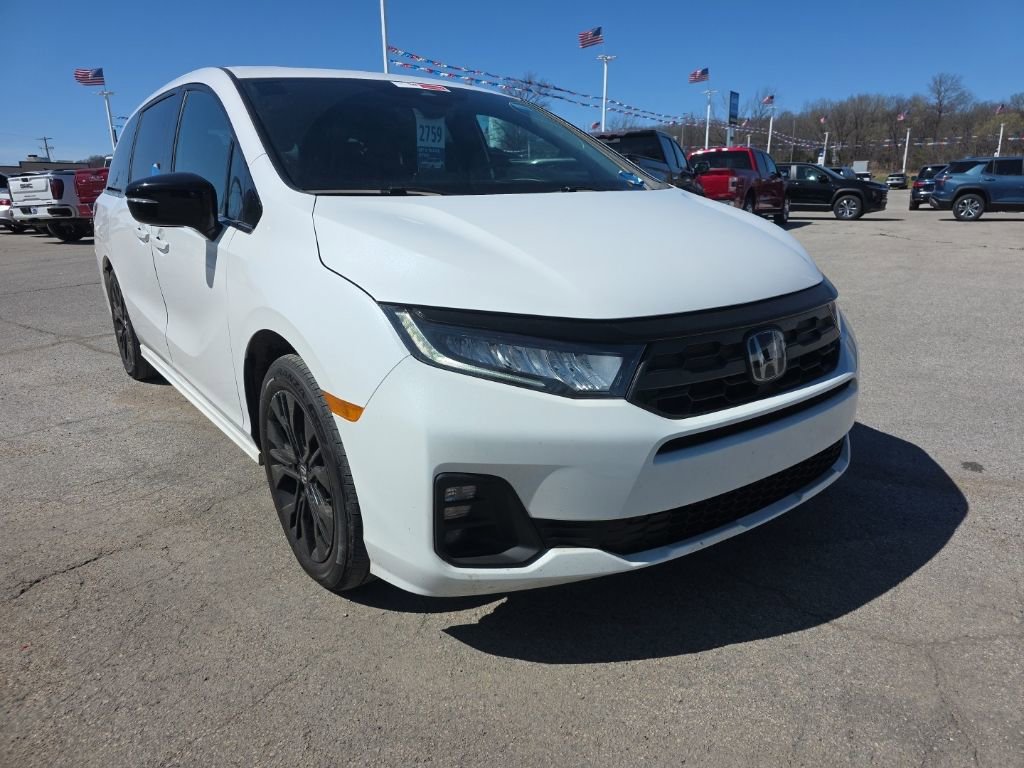 Used 2025 Honda Odyssey Sport-L image 3