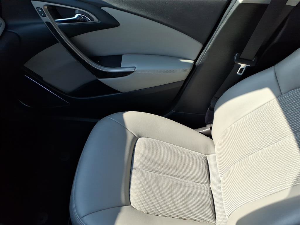 Used 2014 Buick Verano Convenience image 32