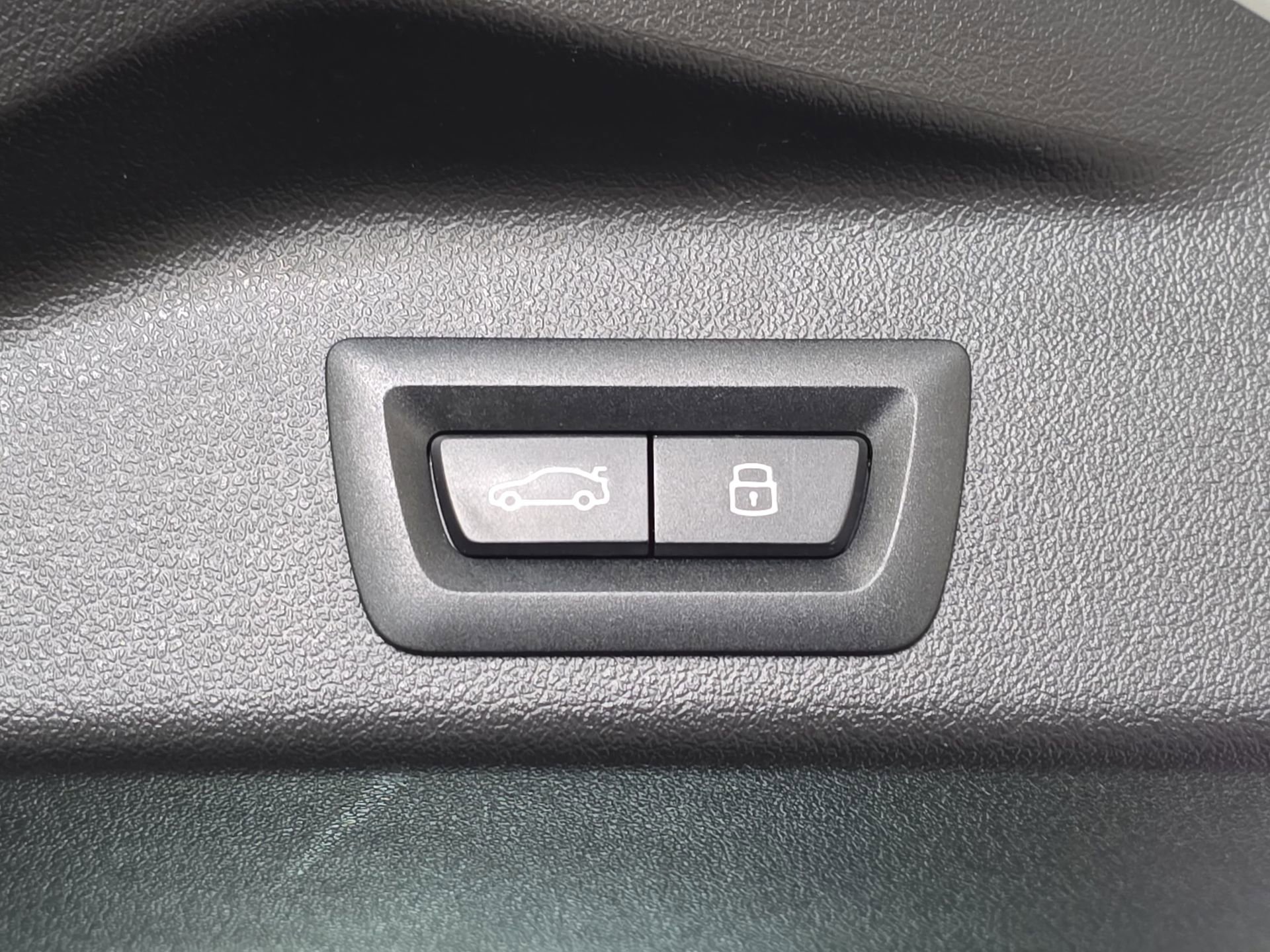 Used 2025 BMW X5 xDrive40i image 13