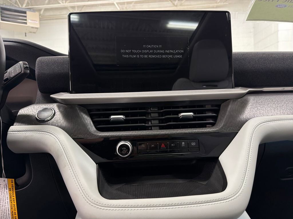 New 2026 Ford Explorer Platinum image 22