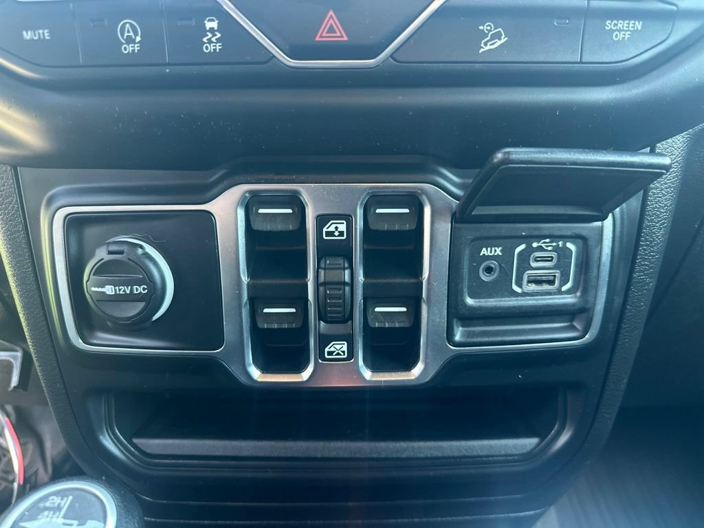 Used 2020 Jeep Wrangler Unlimited Sport S AWD/4WD image 22