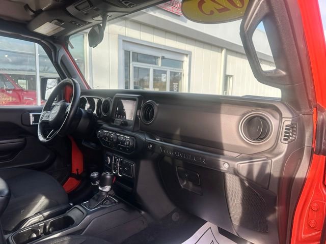 Used 2023 Jeep Wrangler Unlimited w/ Cold Weather Group image 13