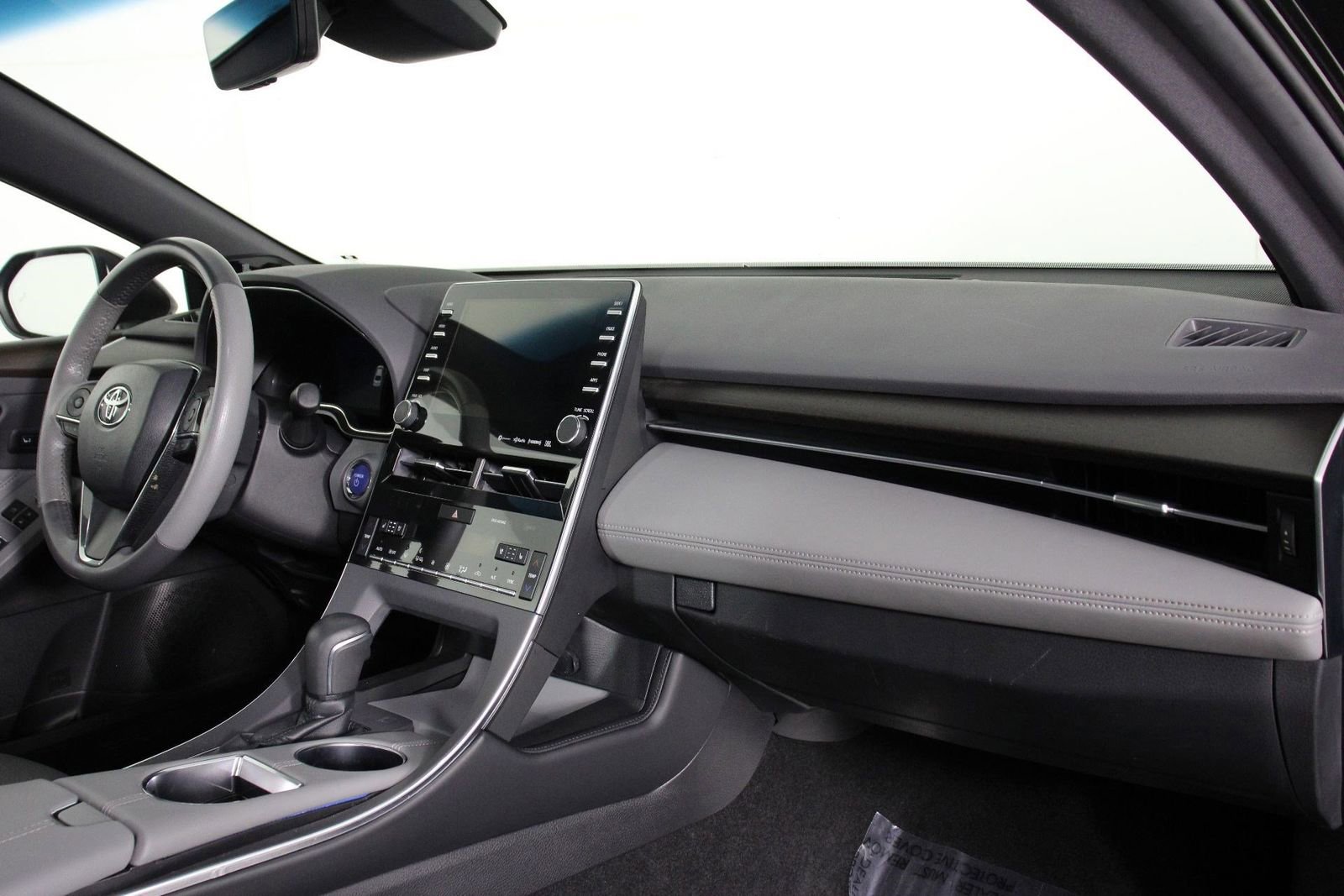 Used 2019 Toyota Avalon Limited w/ Advanced Safety Package FWD image 22