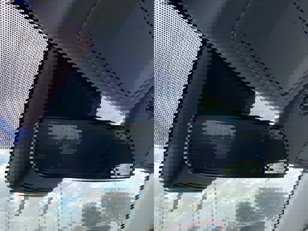 Certified 2025 Toyota RAV4 LE image 23