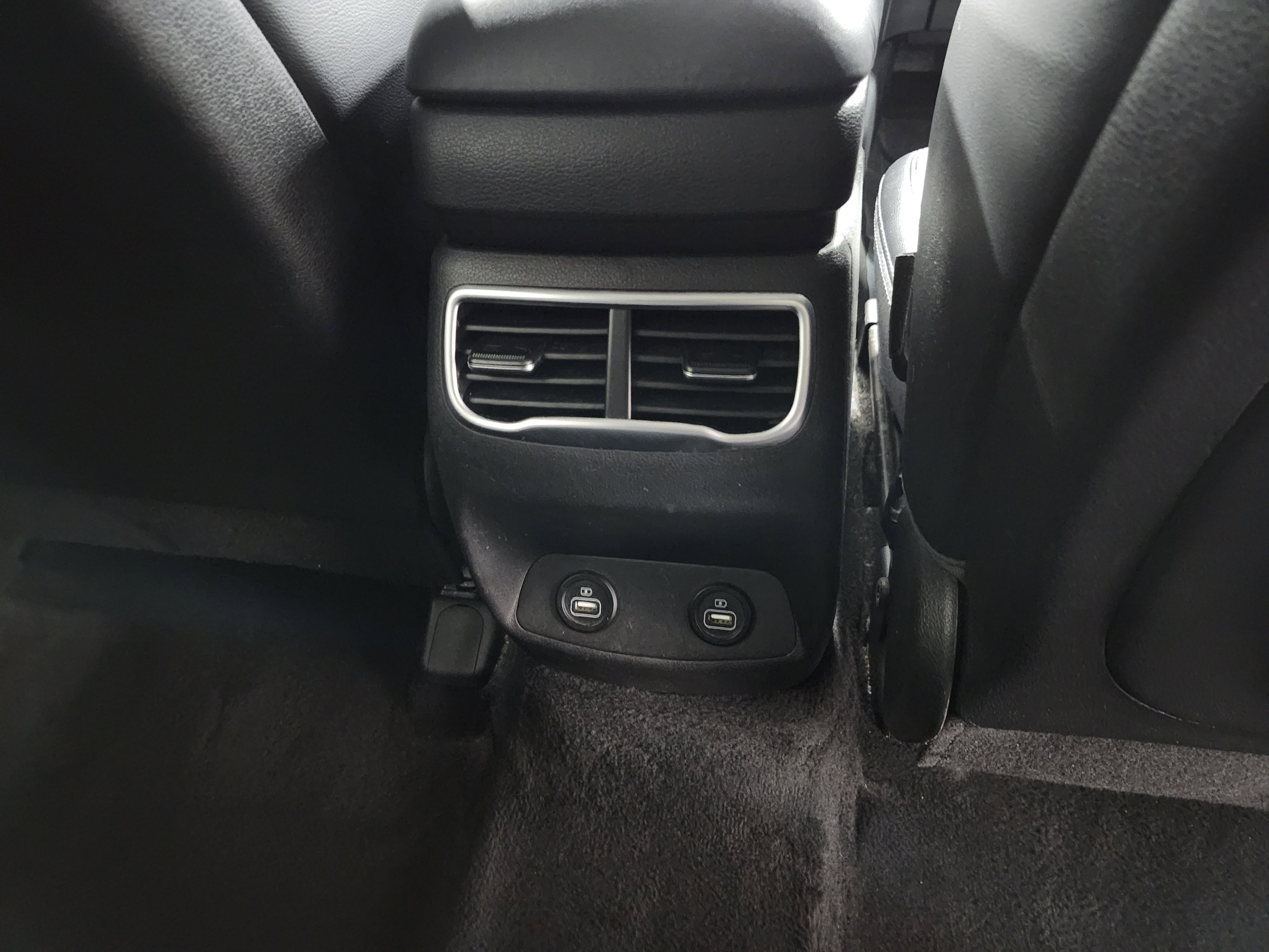 Used 2023 Hyundai Santa Fe XRT w/ Cargo Package image 25