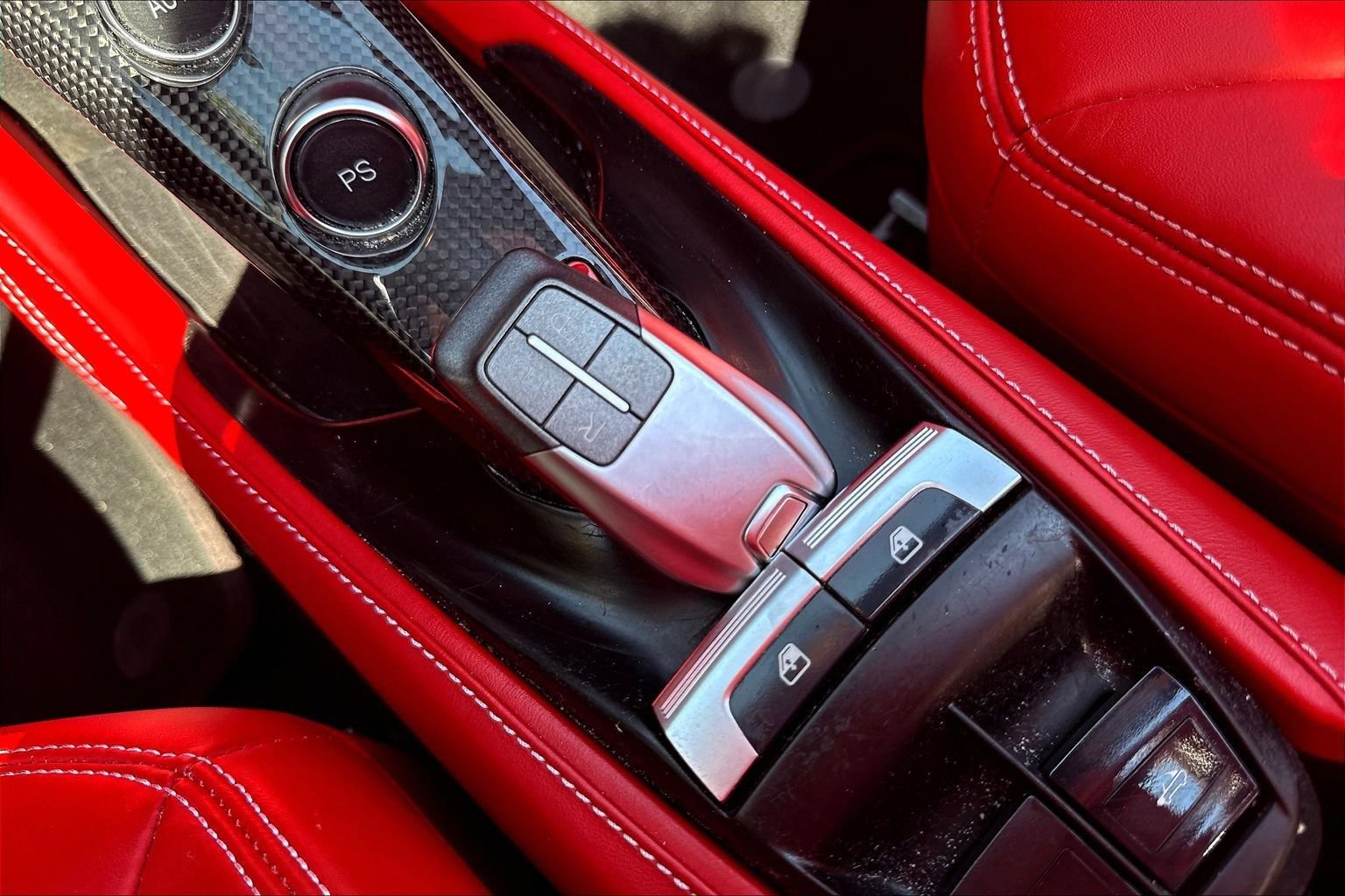 Used 2019 Ferrari 488 Spider RWD image 29
