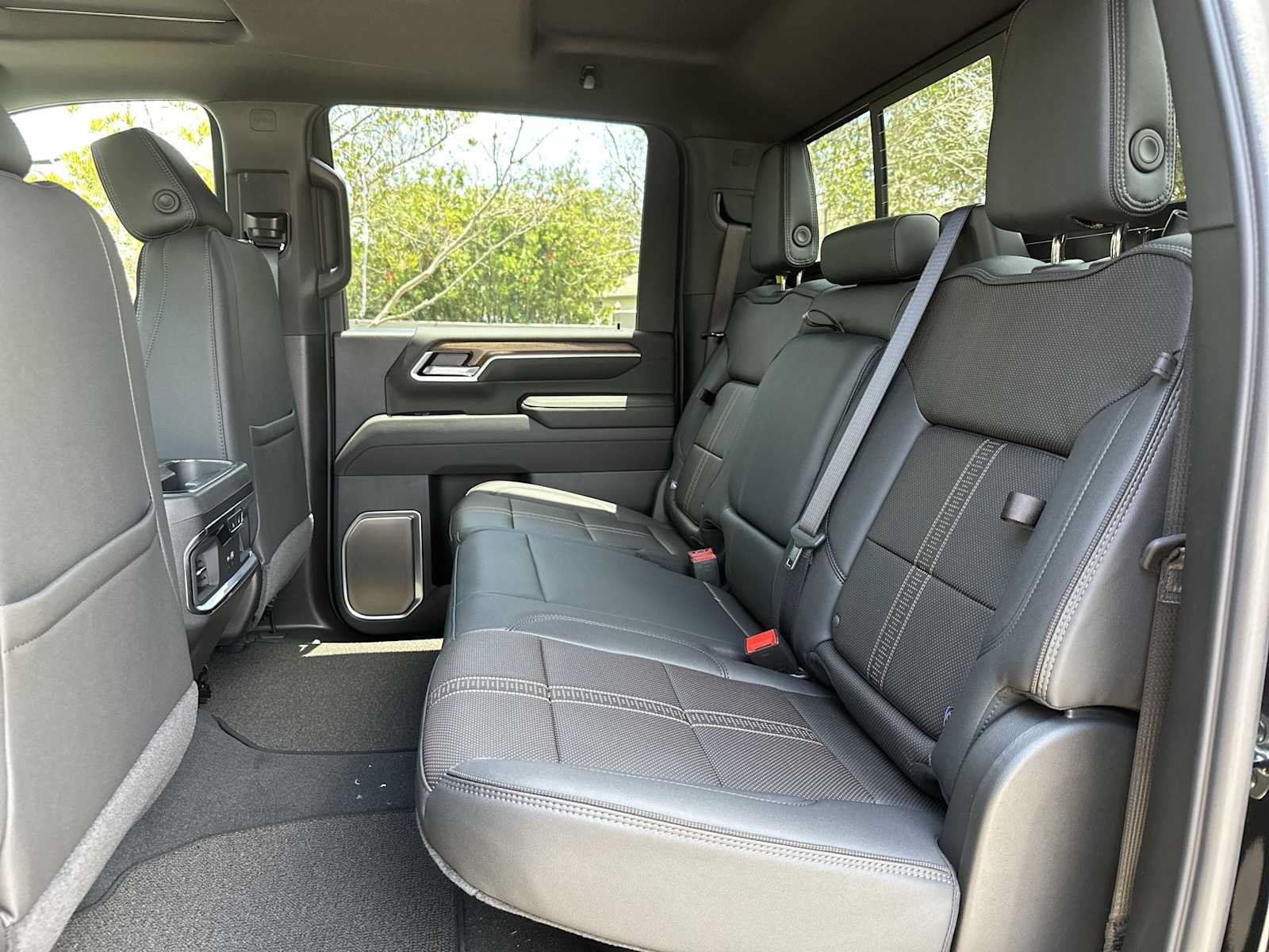 New 2026 Chevrolet Silverado 3500 High Country w/ High Country Premium Package AWD/4WD image 18