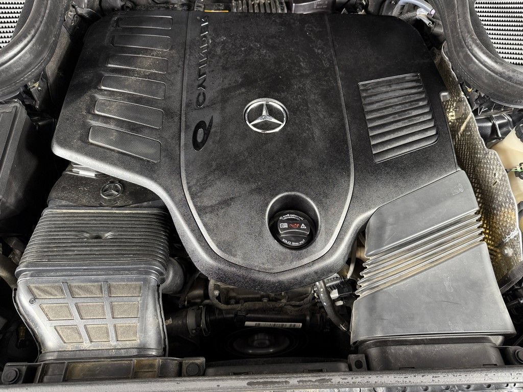 Used 2023 Mercedes-Benz GLS 450 4MATIC image 24