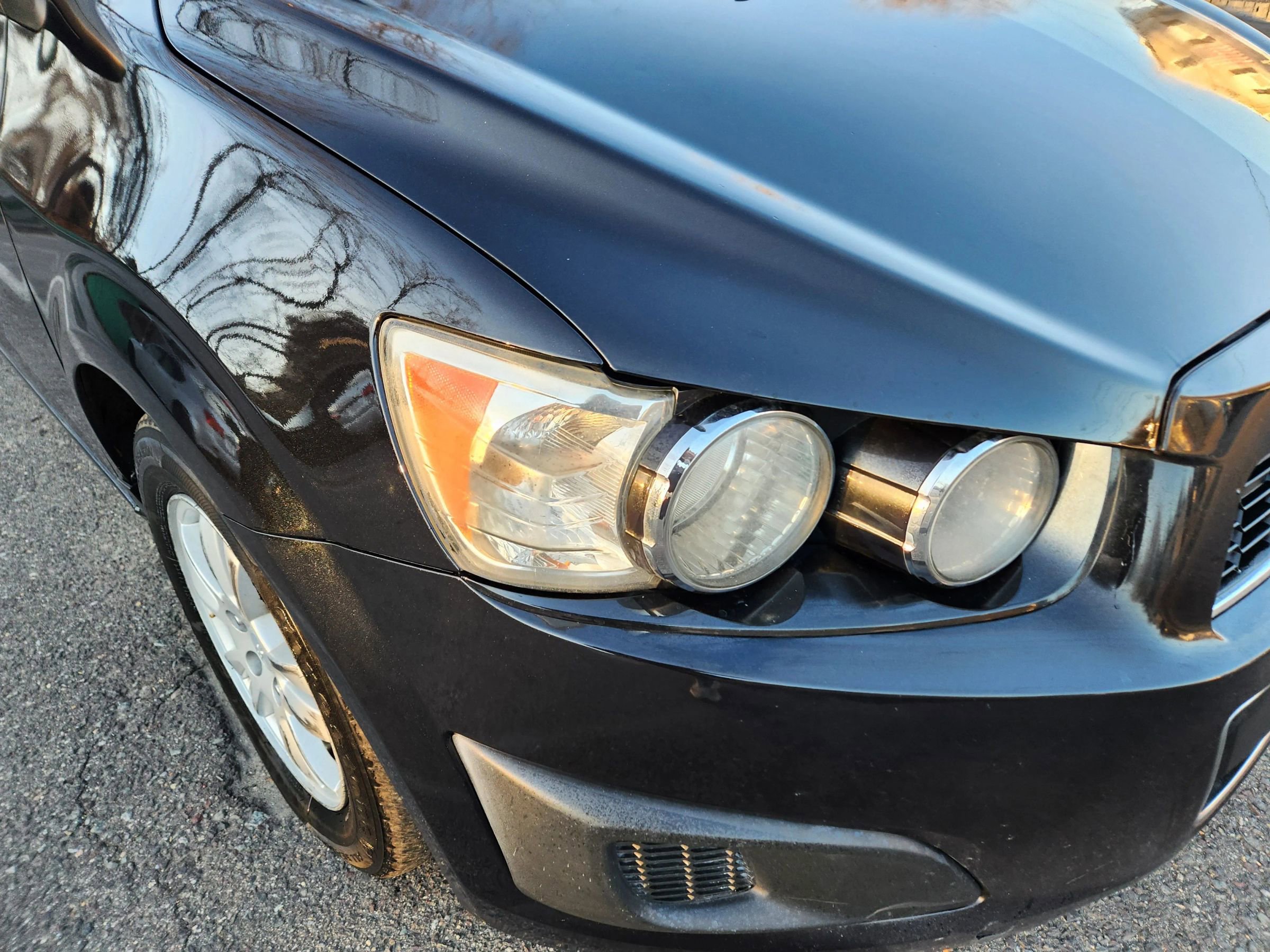 Used 2014 Chevrolet Sonic LT image 4