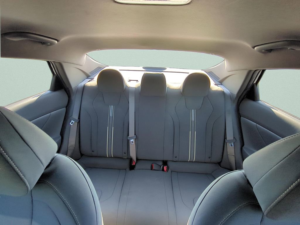Certified 2023 Hyundai Elantra SEL FWD image 9