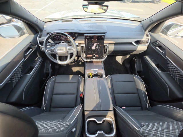 Used 2024 GMC Acadia Denali w/ Super Cruise Package AWD/4WD image 29