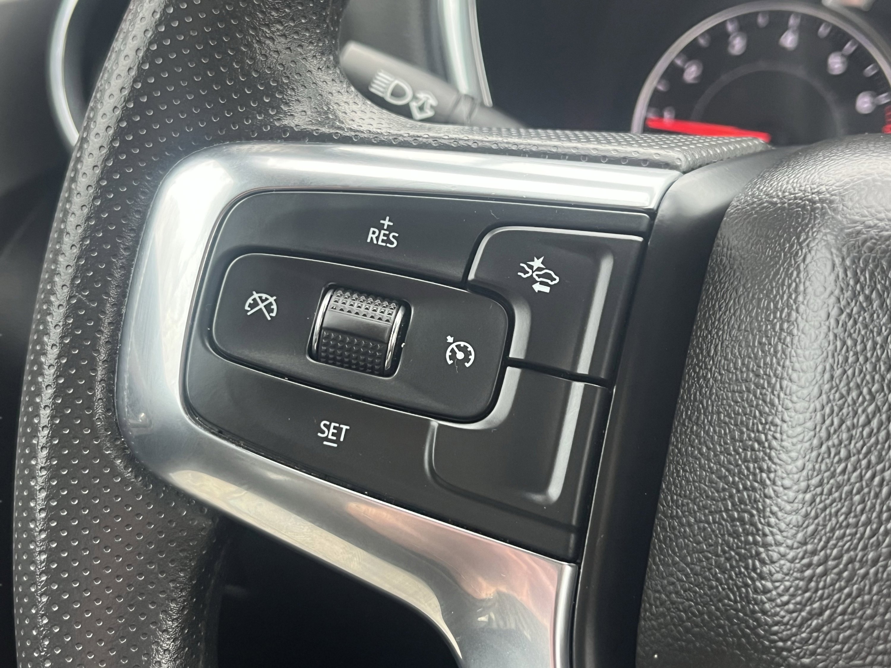 Used 2023 Chevrolet Blazer LT w/ Convenience Package image 18