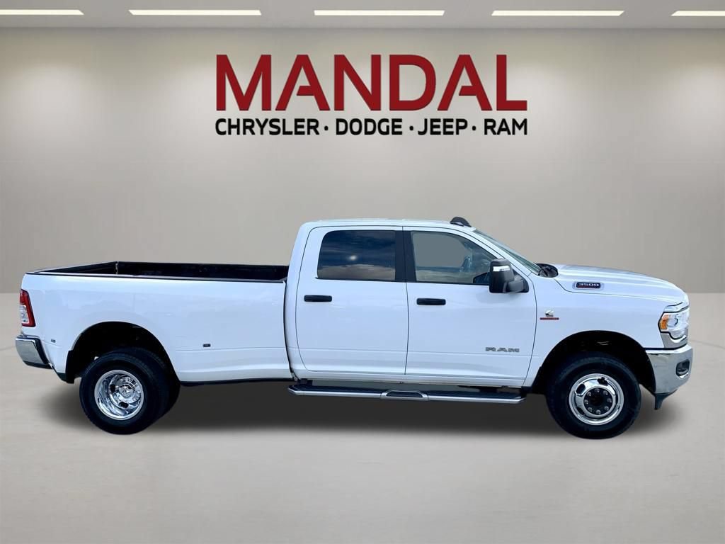 Used 2024 RAM 3500 Big Horn AWD/4WD image 4