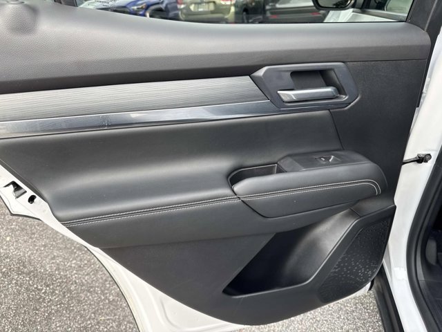 Used 2025 GMC Terrain Elevation image 12