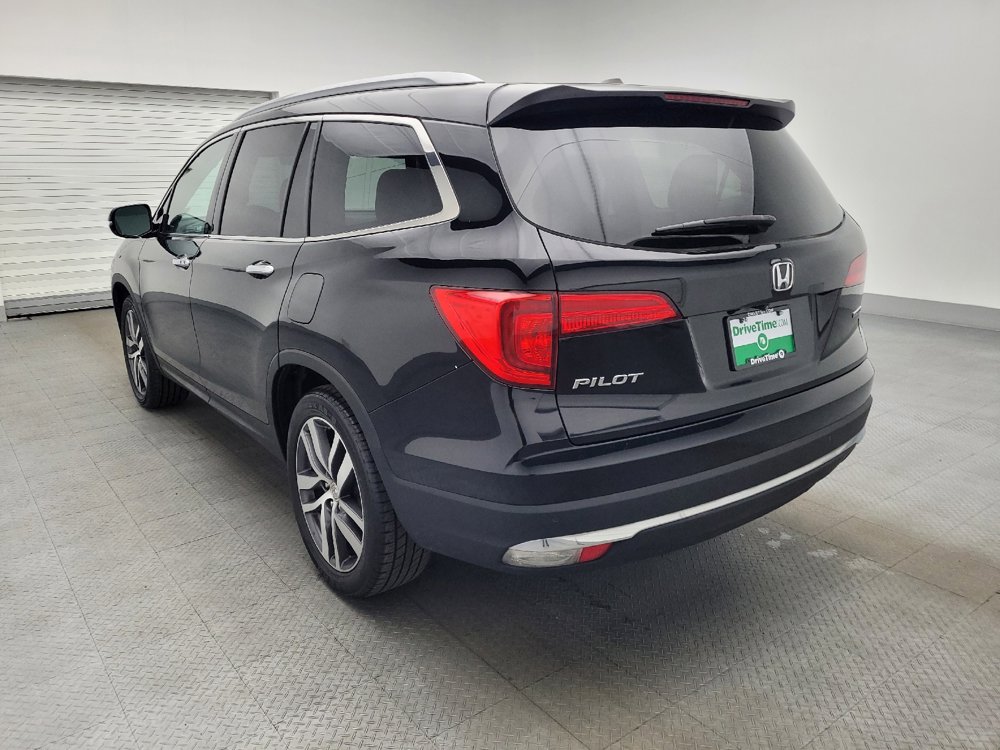 Used 2018 Honda Pilot Touring image 5