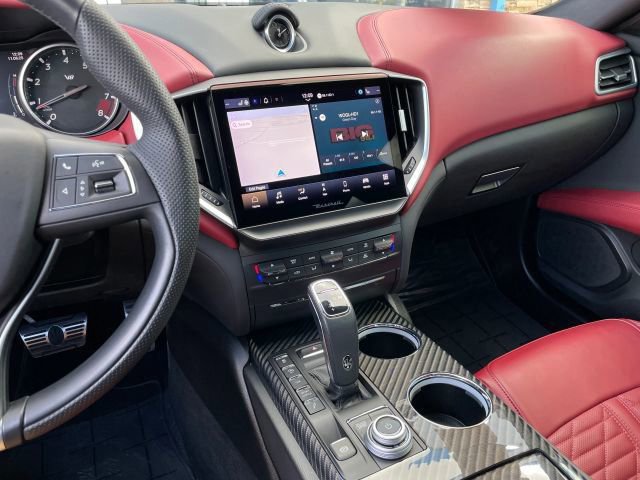 Used 2023 Maserati Ghibli Trofeo image 35