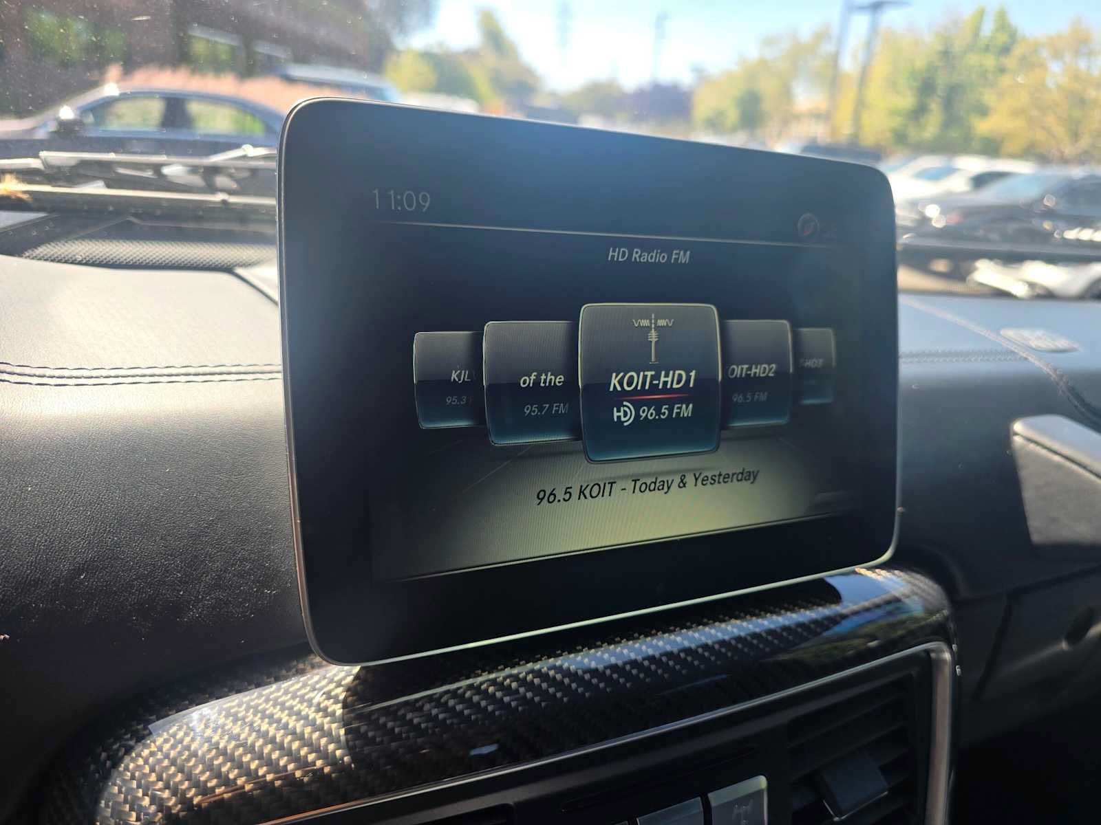 Used 2017 Mercedes-Benz G 63 AMG 4MATIC image 27