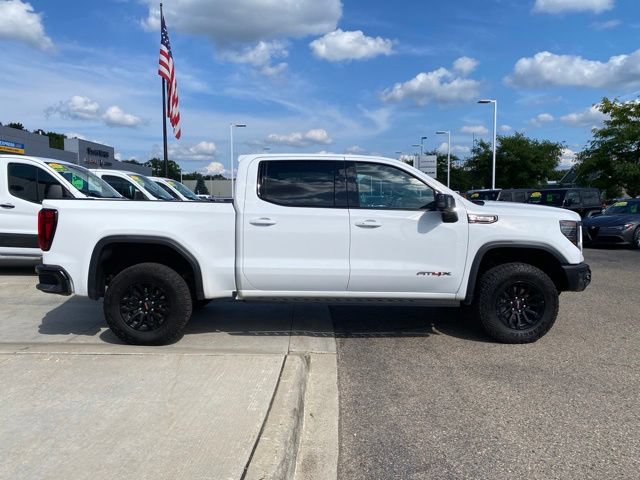 Used 2023 GMC Sierra 1500 AT4X AWD/4WD image 2