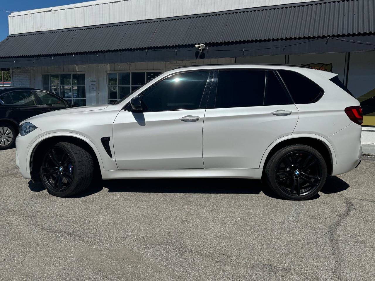 Used 2016 BMW X5 M AWD/4WD image 4