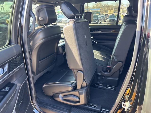 Used 2022 Jeep Wagoneer Series I w/ Convenience Group I image 16