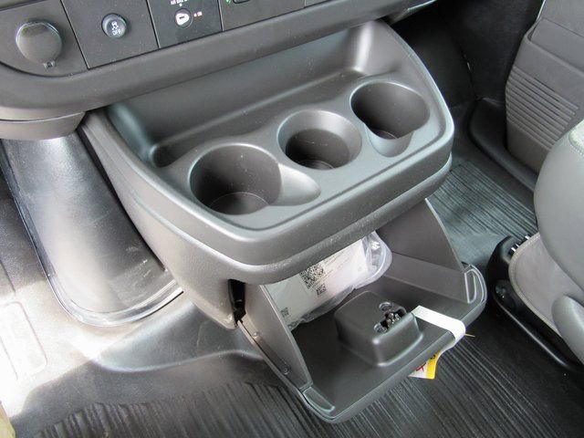 New 2025 GMC Savana 3500 w/ Power Convenience Package image 17