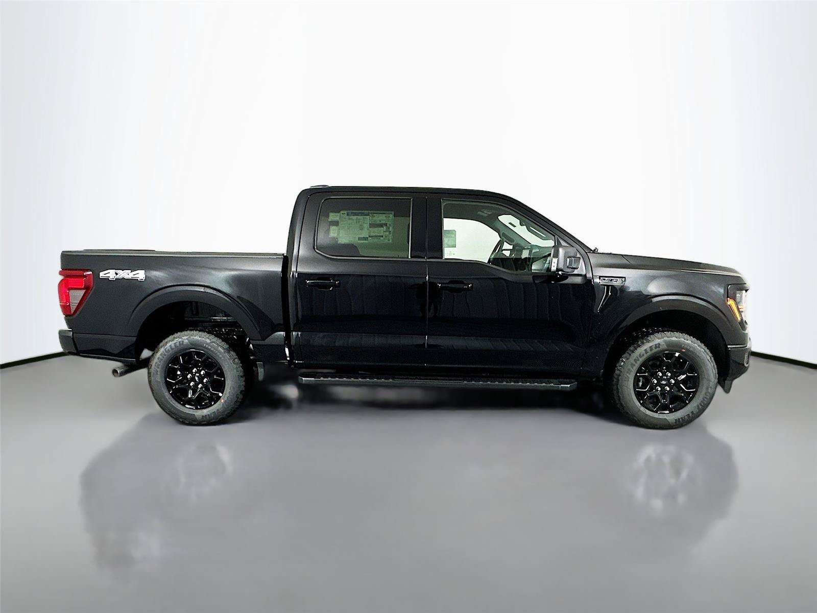 New 2026 Ford F150 XLT w/ Equipment Group 302A MID AWD/4WD image 17