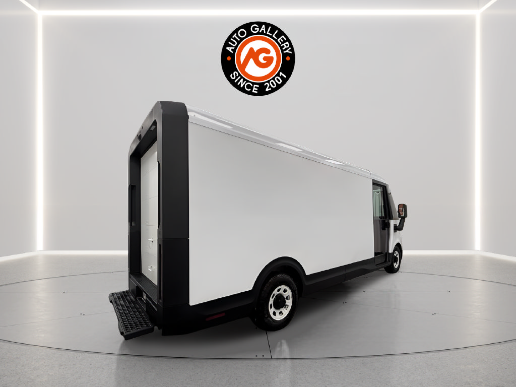 Used 2024 Chevrolet Brightdrop 600 w/ Commercial Equipment Package AWD/4WD image 3