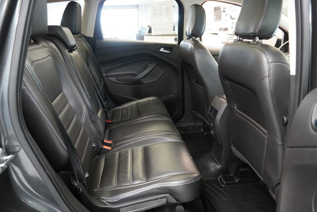 Used 2018 Ford Escape SEL image 32