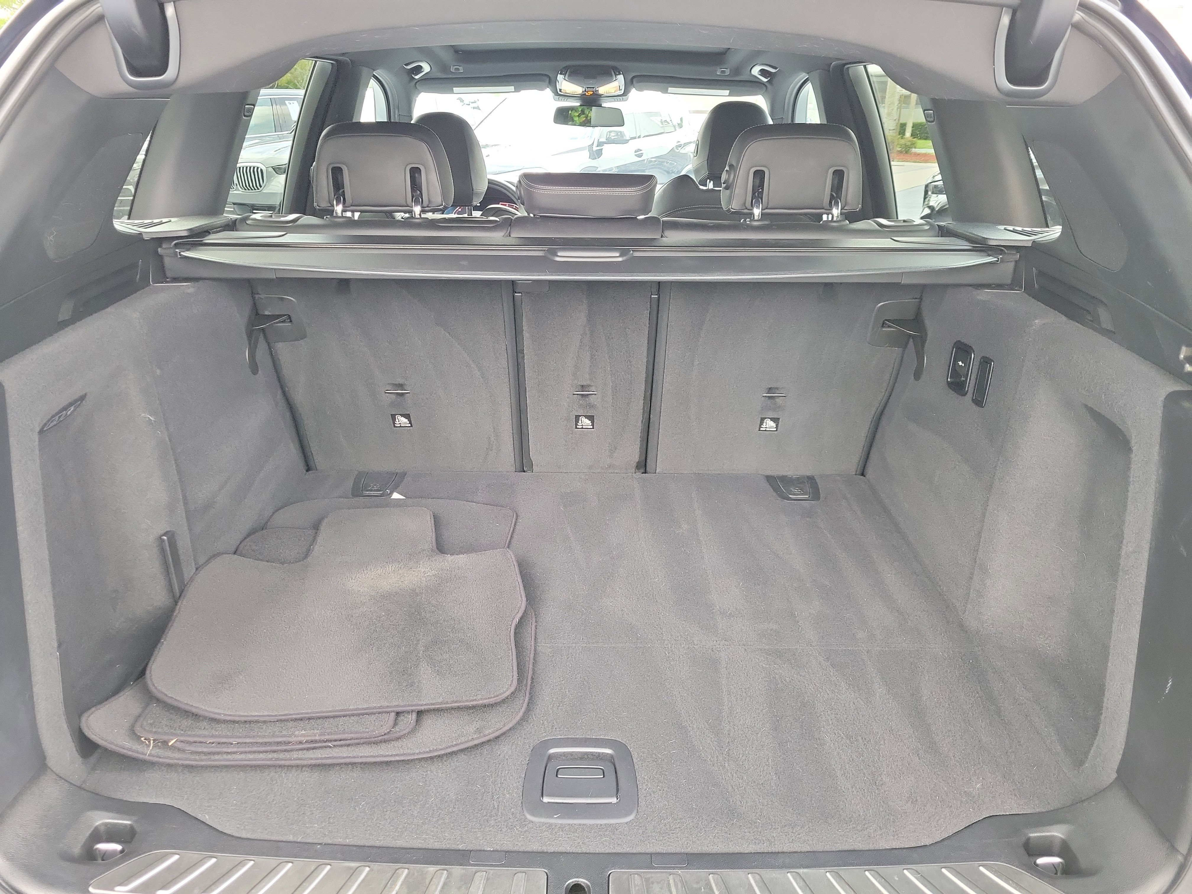 Certified 2024 BMW X3 sDrive30i w/ M Sport Package RWD image 8