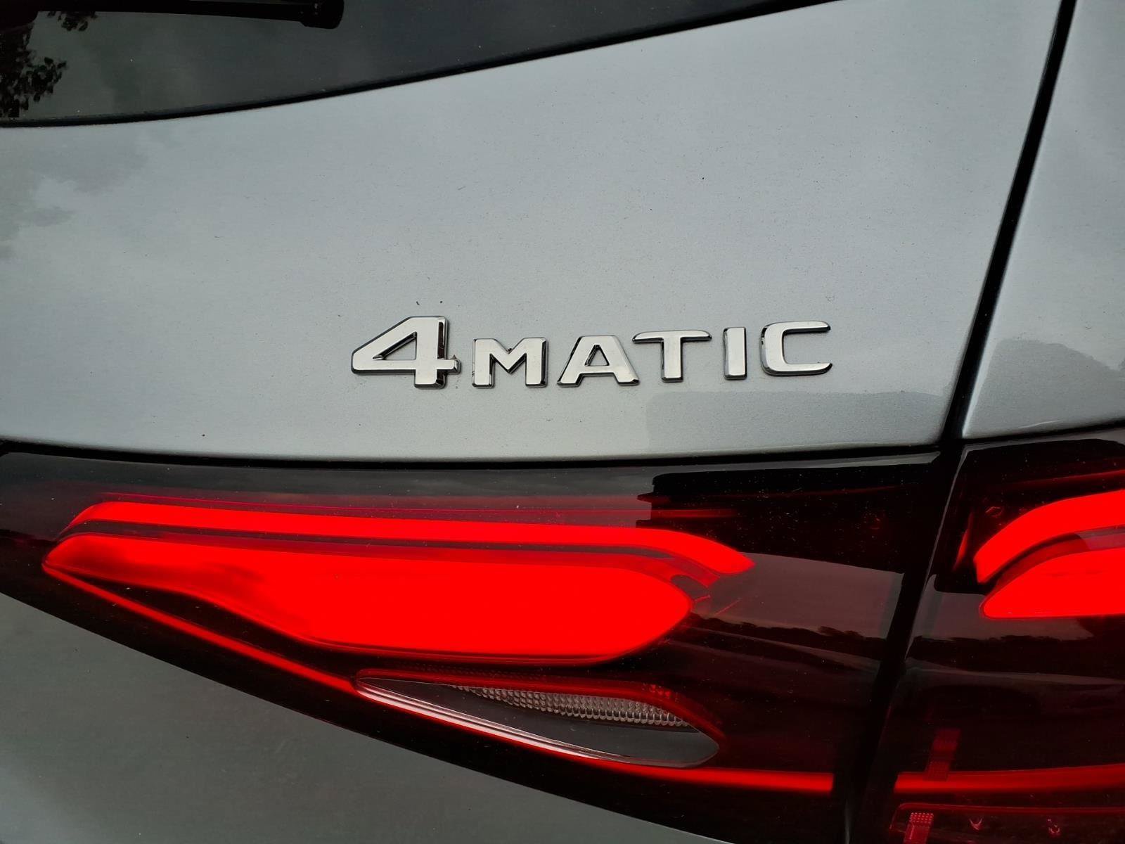 New 2026 Mercedes-Benz GLC 300 4MATIC image 10