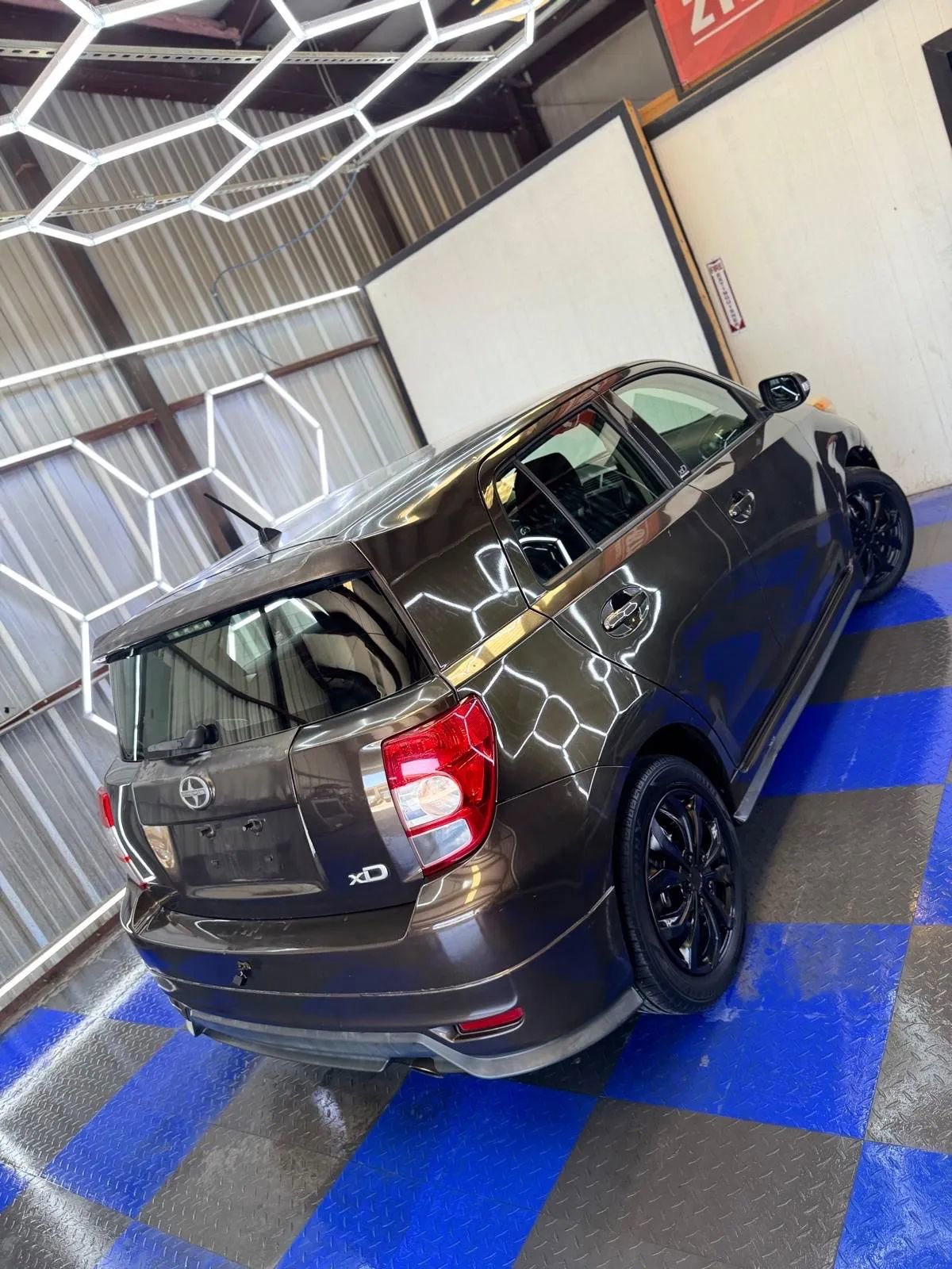 Used 2011 Scion xD Hatchback 4D image 22