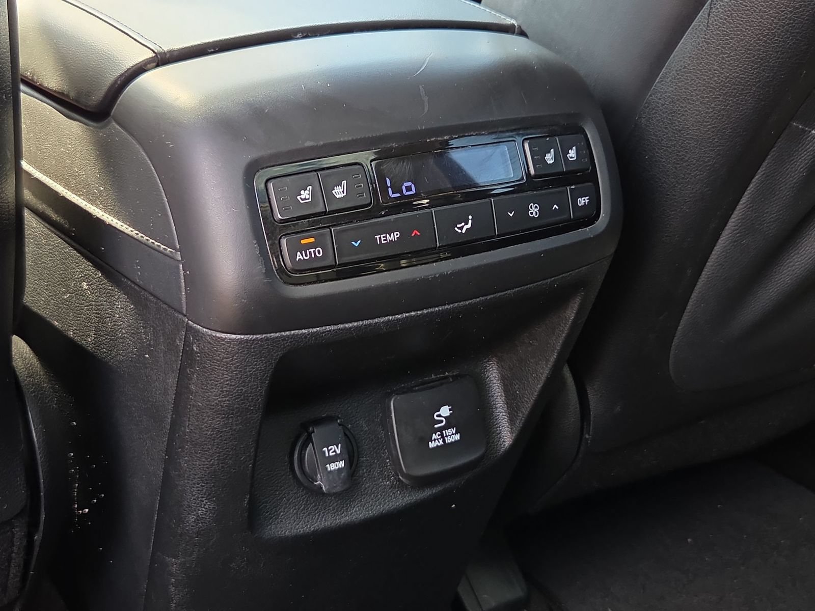 Used 2022 Hyundai Palisade Limited w/ Cargo Package FWD image 22