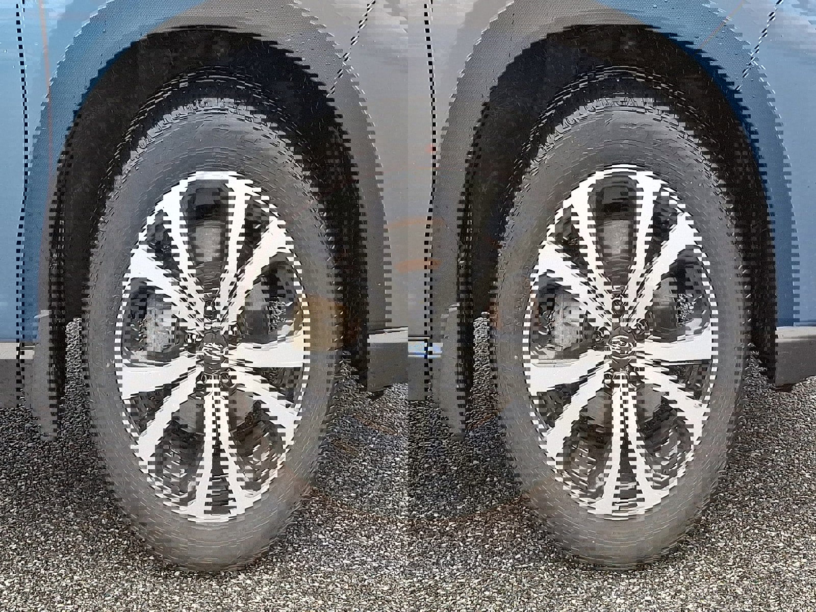 Used 2022 Subaru Forester Limited w/ Popular Package #3 image 9