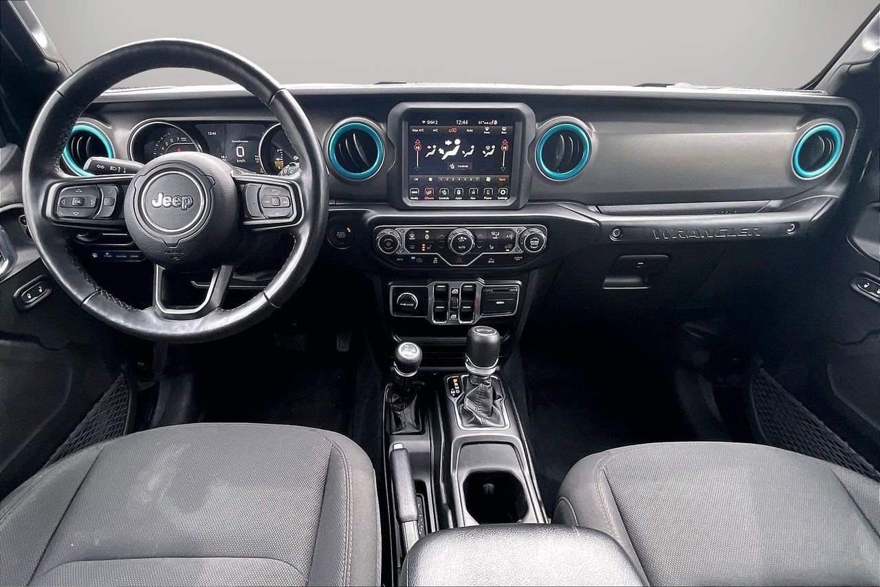 Certified 2023 Jeep Wrangler Unlimited w/ Cold Weather Group image 16