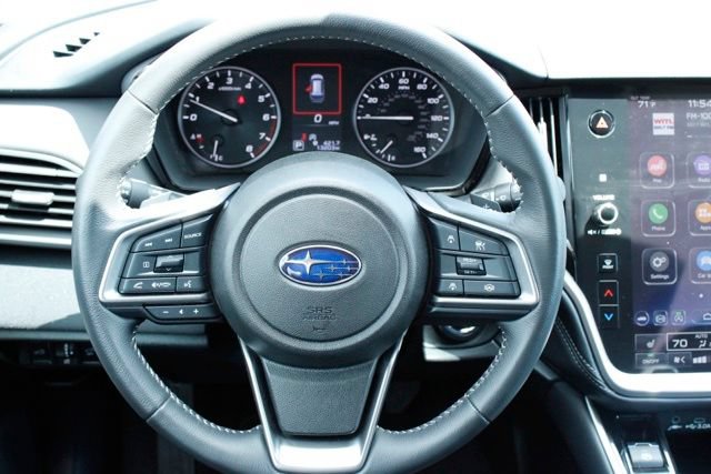 Used 2025 Subaru Outback Premium AWD/4WD image 21