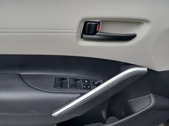 Certified 2022 Toyota Corolla Cross LE FWD image 17