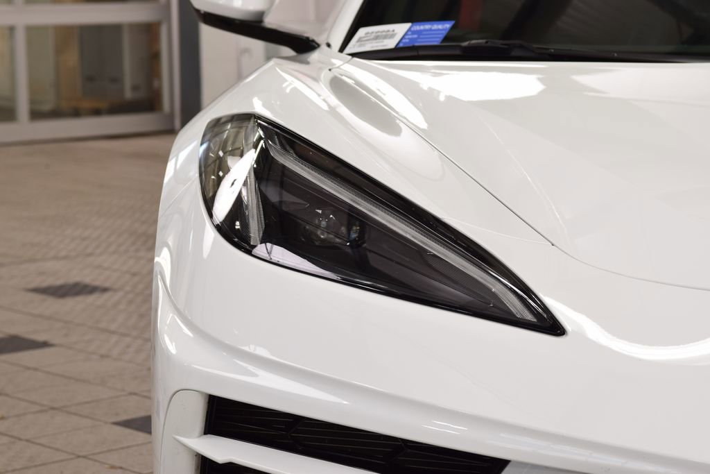 Used 2023 Chevrolet Corvette Stingray Preferred Conv w/ Z51 Performance Package RWD image 12