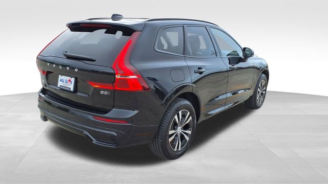 Used 2025 Volvo XC60 B5 Core image 8