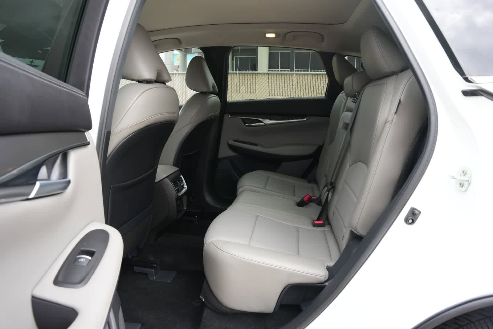 Used 2025 INFINITI QX50 Luxe AWD/4WD image 19