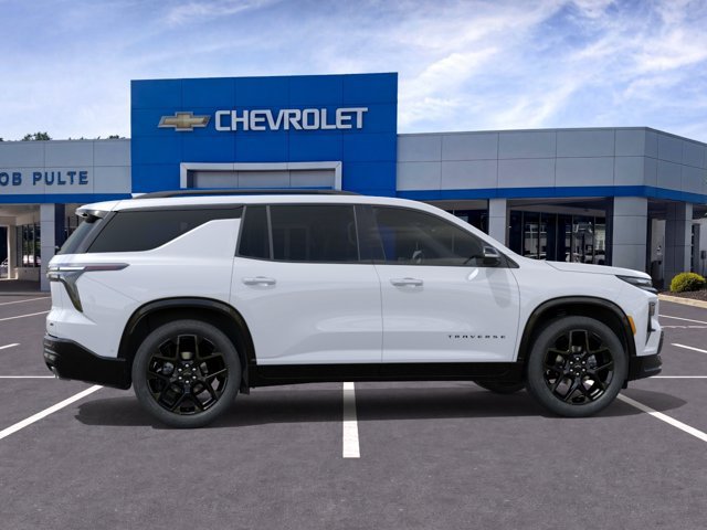 New 2026 Chevrolet Traverse RS w/ LPO, Floor Liner Package FWD image 5